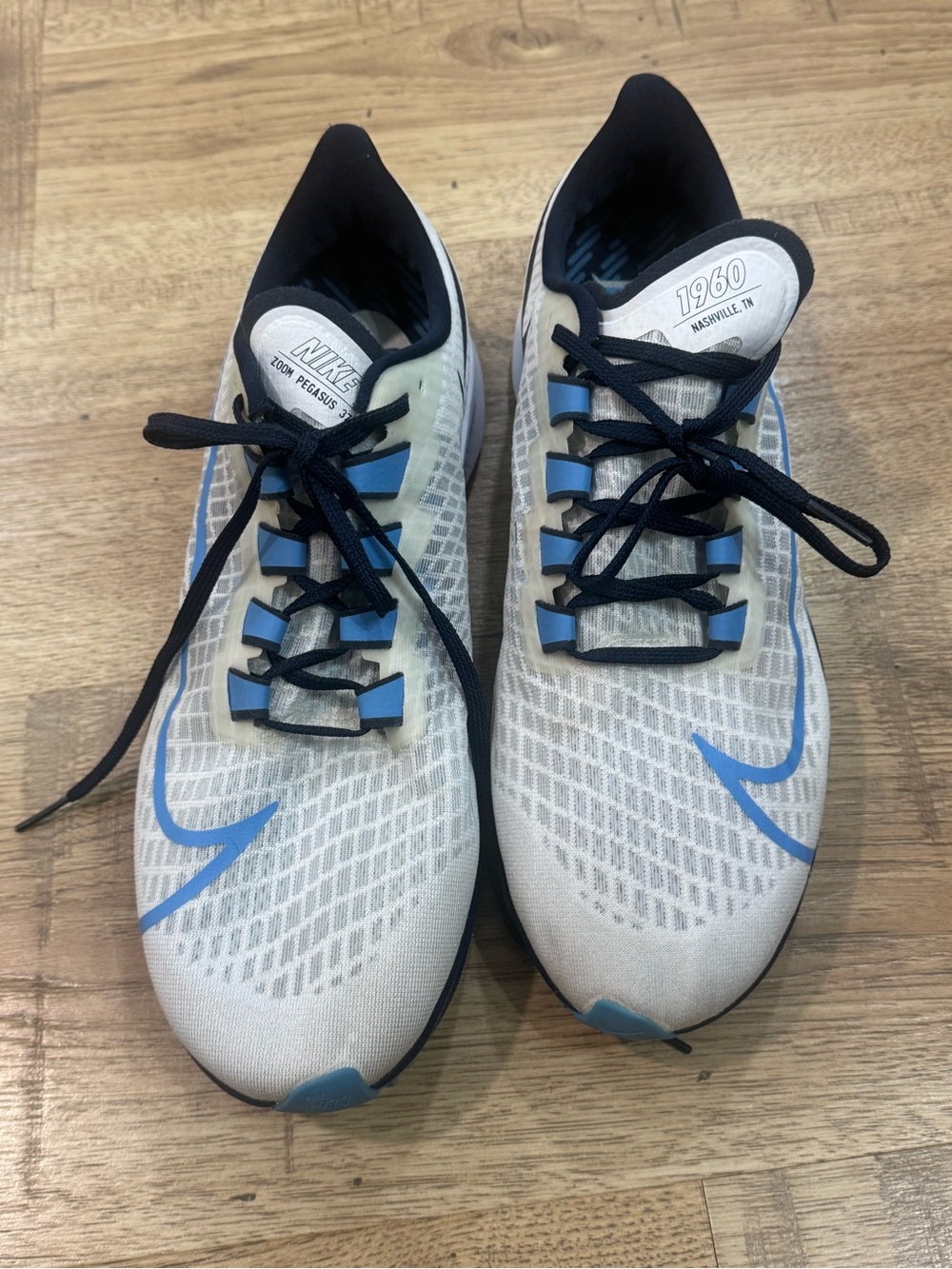 Nike Air Zoom Pegasus 37 Tennessee Titans running shoes